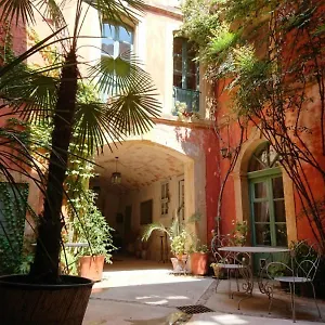 Rue Du Chateau Bed & Breakfast Tarascon
